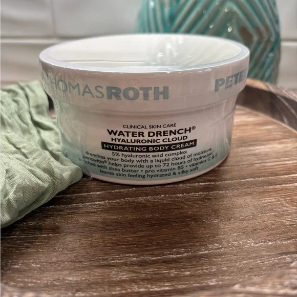 Peter Thomas Roth Water Drench Hyaluronic Body Cream 16oz Jumbo NEW - Picture 3 of 4